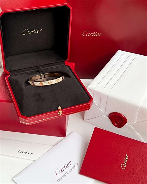 clover leaf bracelet cartier|cartier bracelet price list.